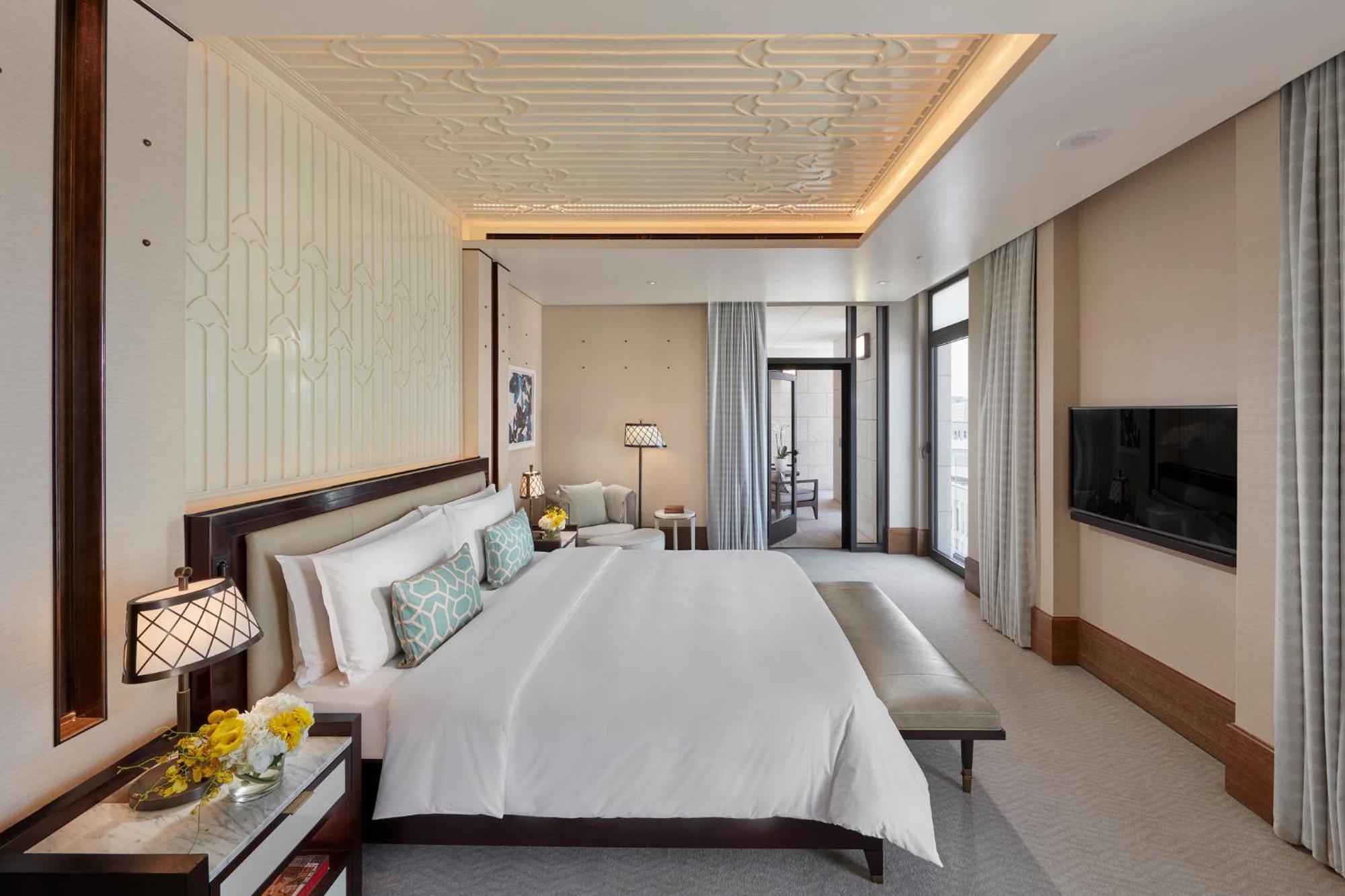 多哈文华东方酒店 外观 照片 A bedroom at the hotel